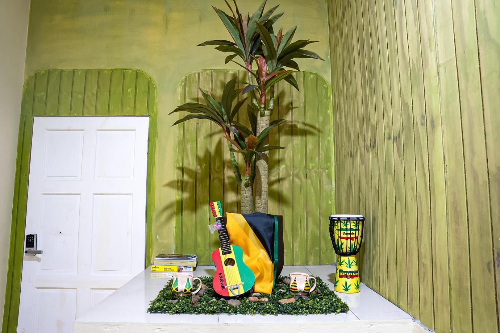كينغستون Incognito Reggae Rooms المظهر الخارجي الصورة